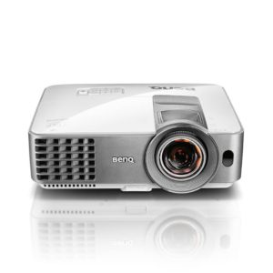 Best Projector For SkyTrak and OptiShot 2