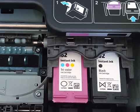 HP Instant Ink Cartridges in printer
